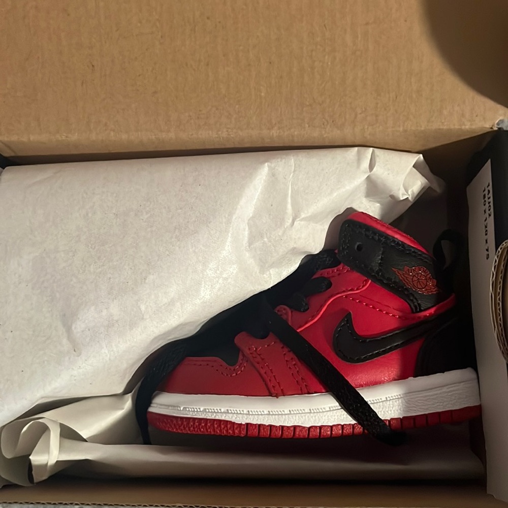 Never worn